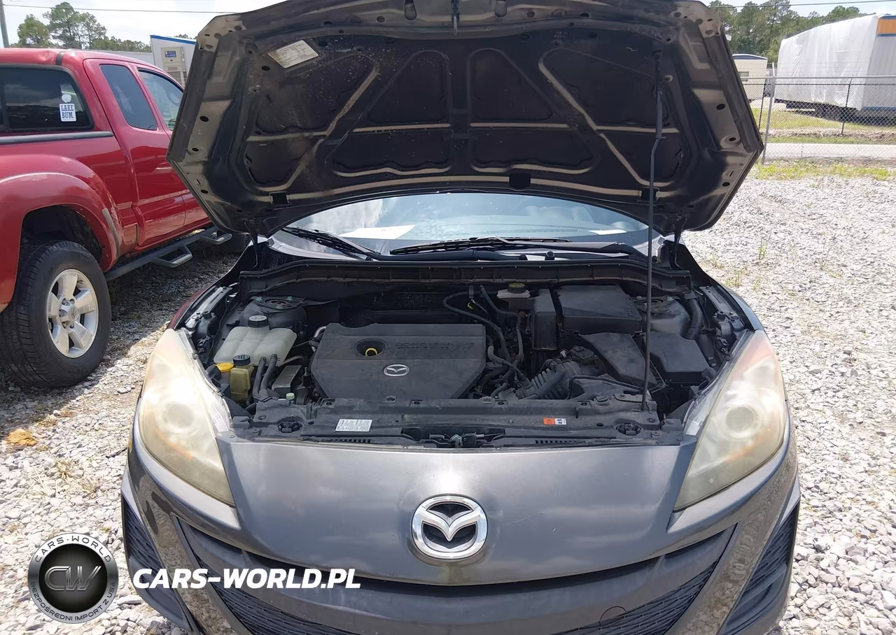 2011 Mazda Mazda3 I Touring VIN:JM1BL1VF9B1413812 - 10
