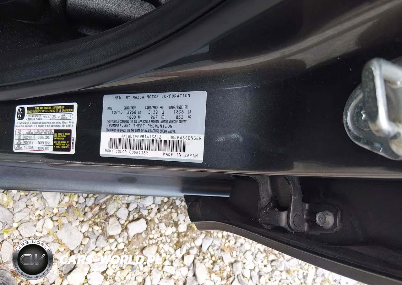 2011 Mazda Mazda3 I Touring VIN:JM1BL1VF9B1413812 - 9