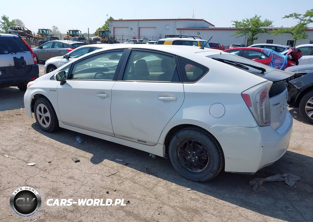 2012 Toyota Prius Two VIN:JTDKN3DU3C5471575 - 14