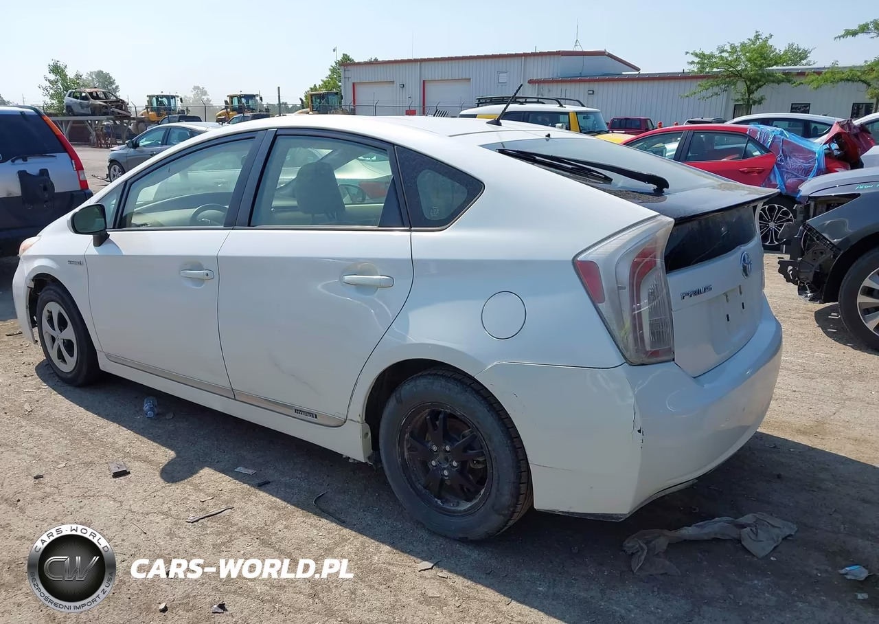 2012 Toyota Prius Two VIN:JTDKN3DU3C5471575 - 3