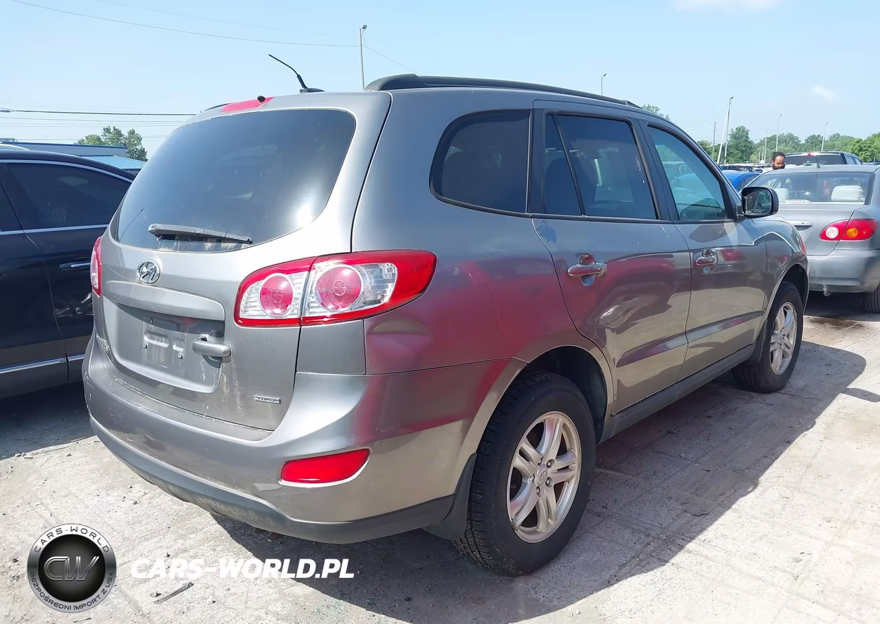 2012 Hyundai Santa Fe Gls VIN:5XYZGDAB9CG100588 - 4