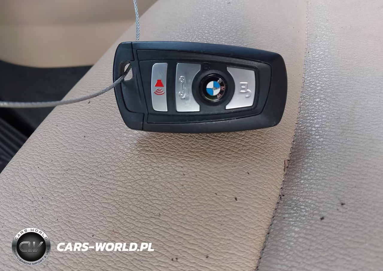 2017 BMW X3 Sdrive28I VIN:5UXWZ7C38H0V92577 - 11