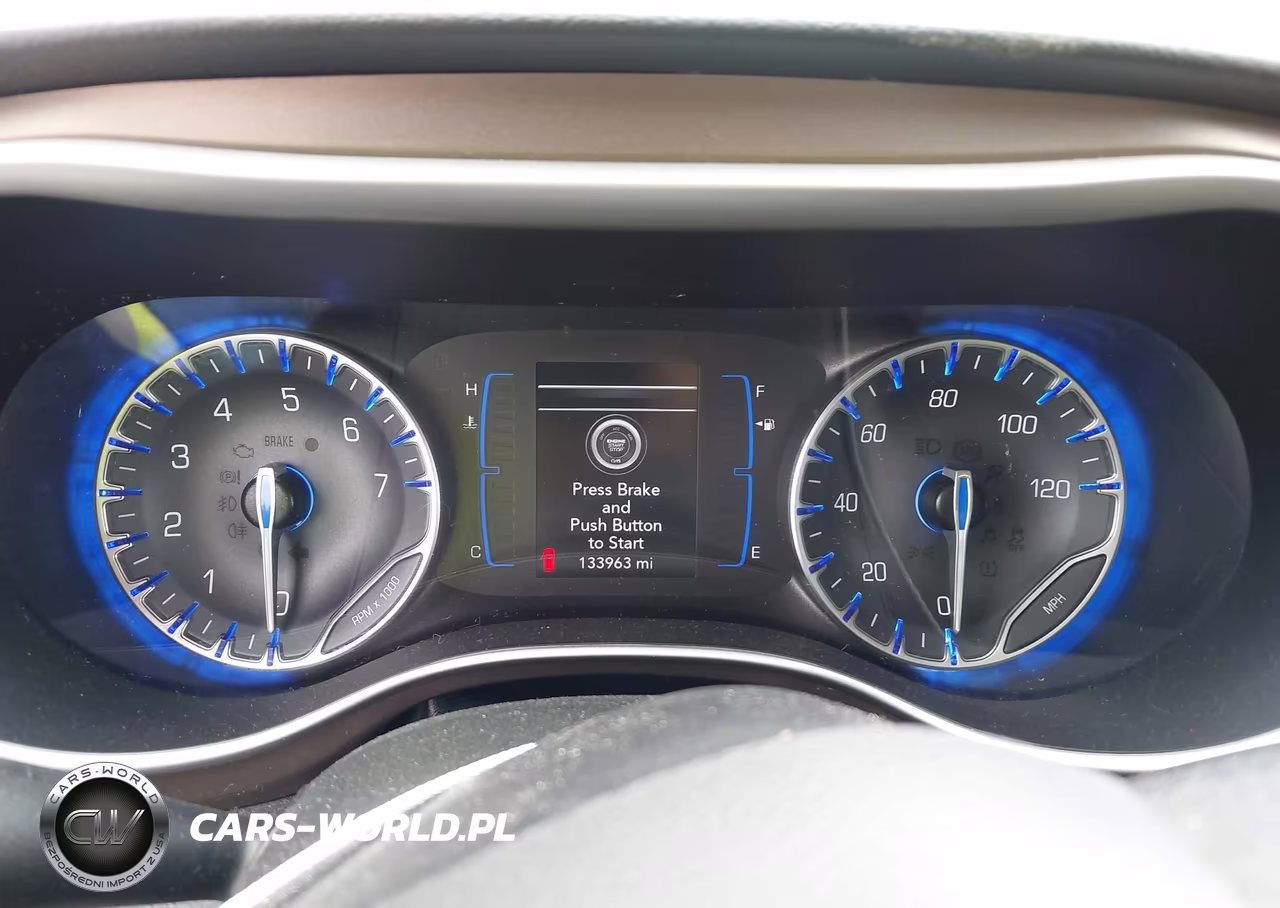 2020 Chrysler Voyager Lxi VIN:2C4RC1DG9LR195652 - 7