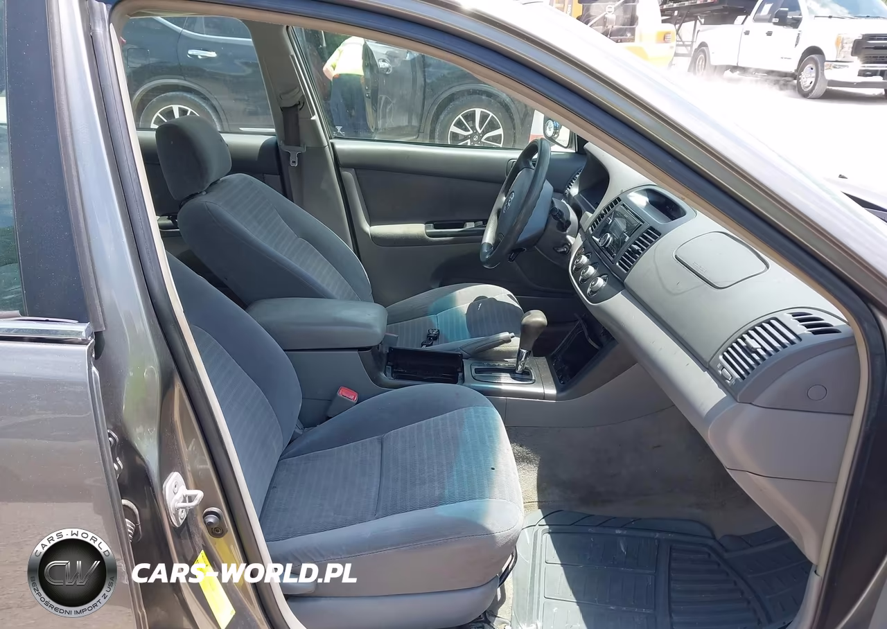 2005 Toyota Camry Le VIN:4T1BE30K95U595021 - 5