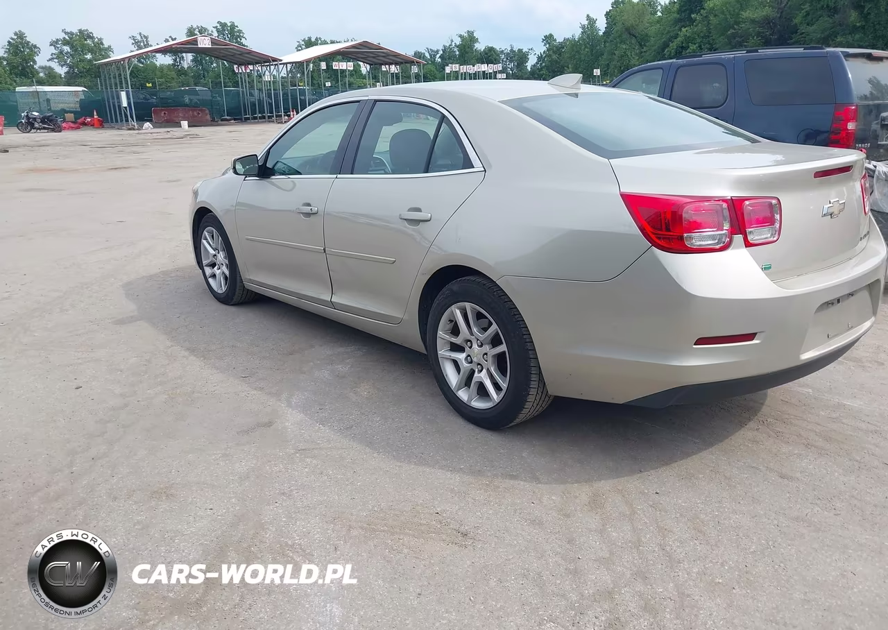 2015 Chevrolet Malibu 1Lt VIN:1G11C5SL6FF107911 - 3