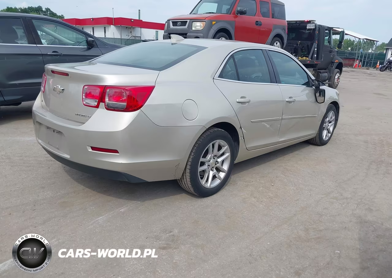 2015 Chevrolet Malibu 1Lt VIN:1G11C5SL6FF107911 - 4