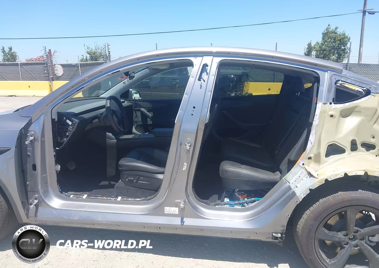 2026 Tesla Model Y All-Wheel Drive-Long Range Launch Series-Premium All-Wheel Drive VIN:7SAYGDEE7TF344153 - 6