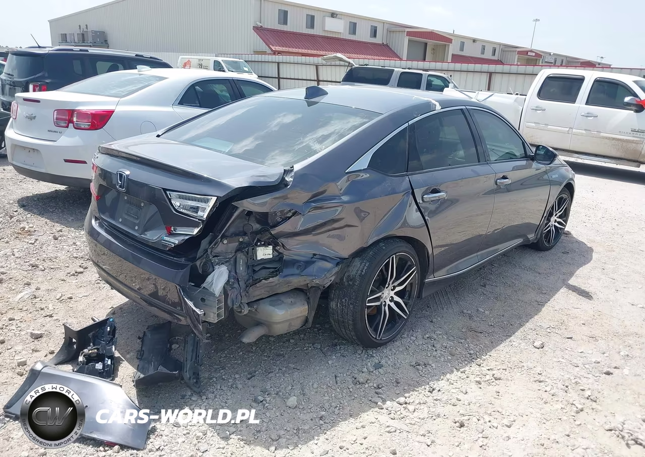 2022 Honda Accord Hybrid Touring VIN:1HGCV3F99NA009546 - 4
