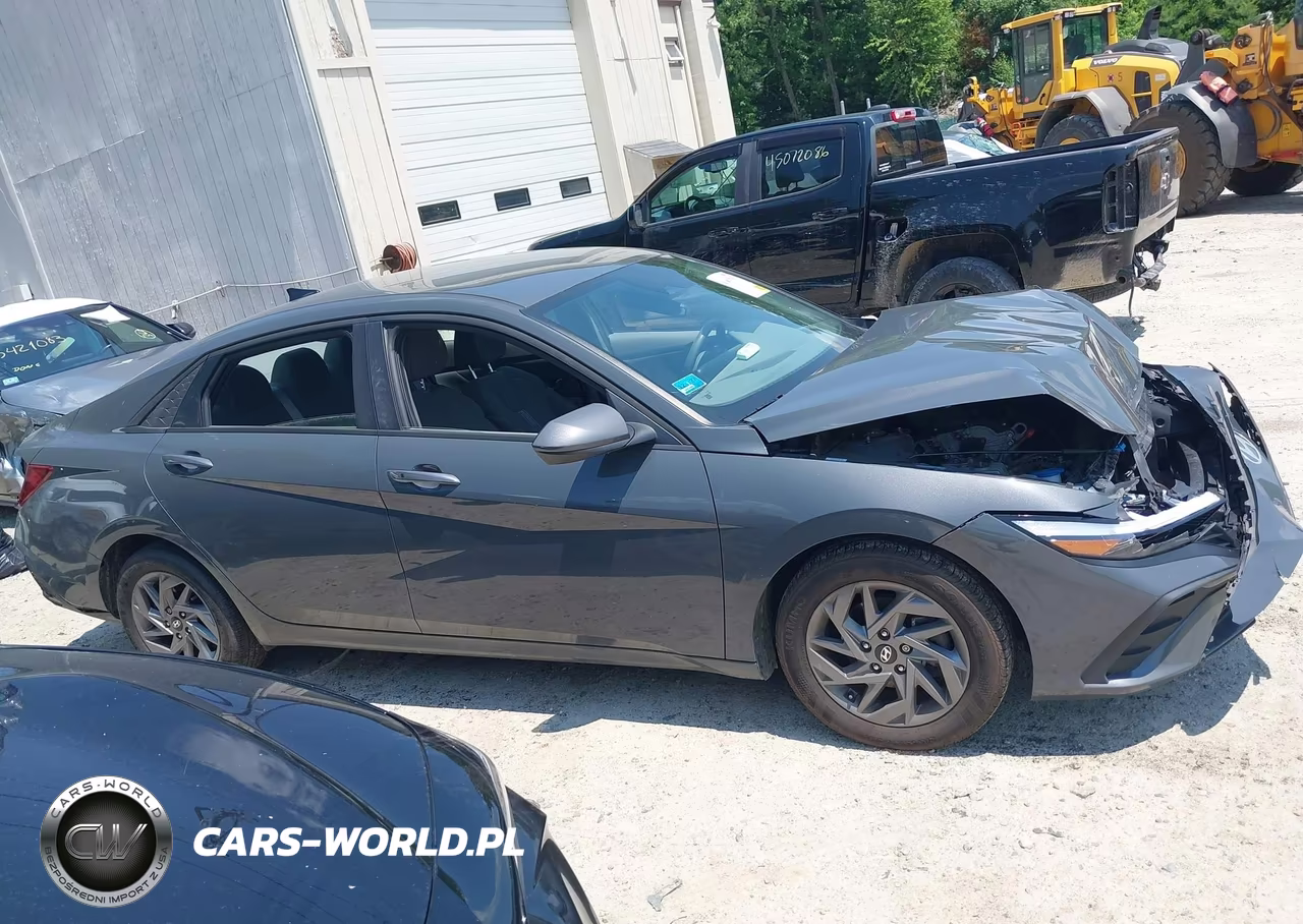 2024 Hyundai Elantra Sel VIN:KMHLM4DG9RU637986 - 13
