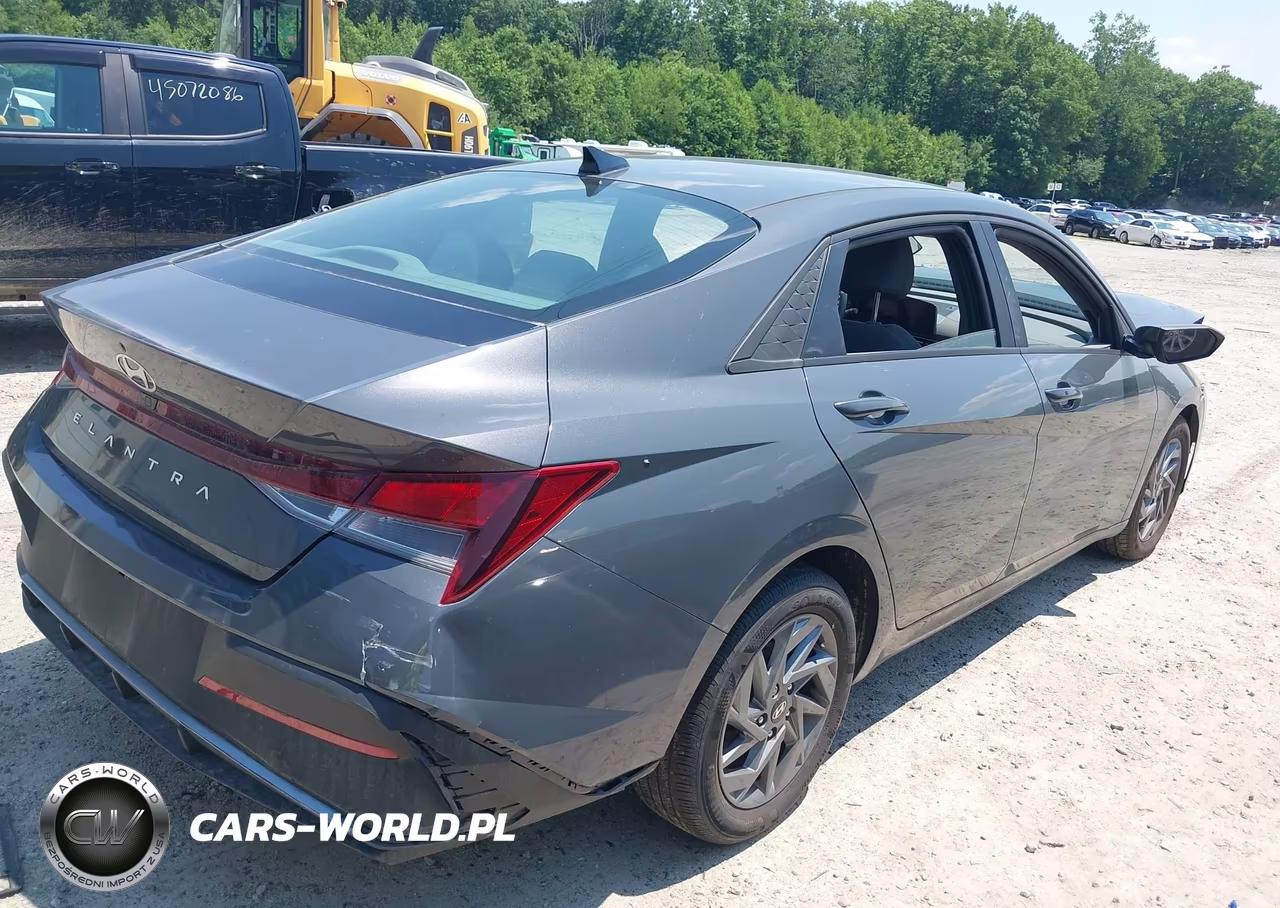 2024 Hyundai Elantra Sel VIN:KMHLM4DG9RU637986 - 4