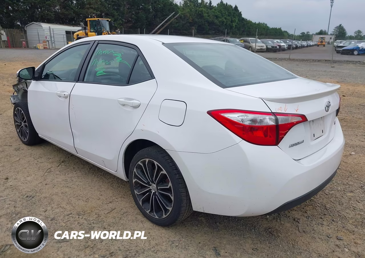 2015 Toyota Corolla S Plus VIN:2T1BURHE5FC253587 - 3