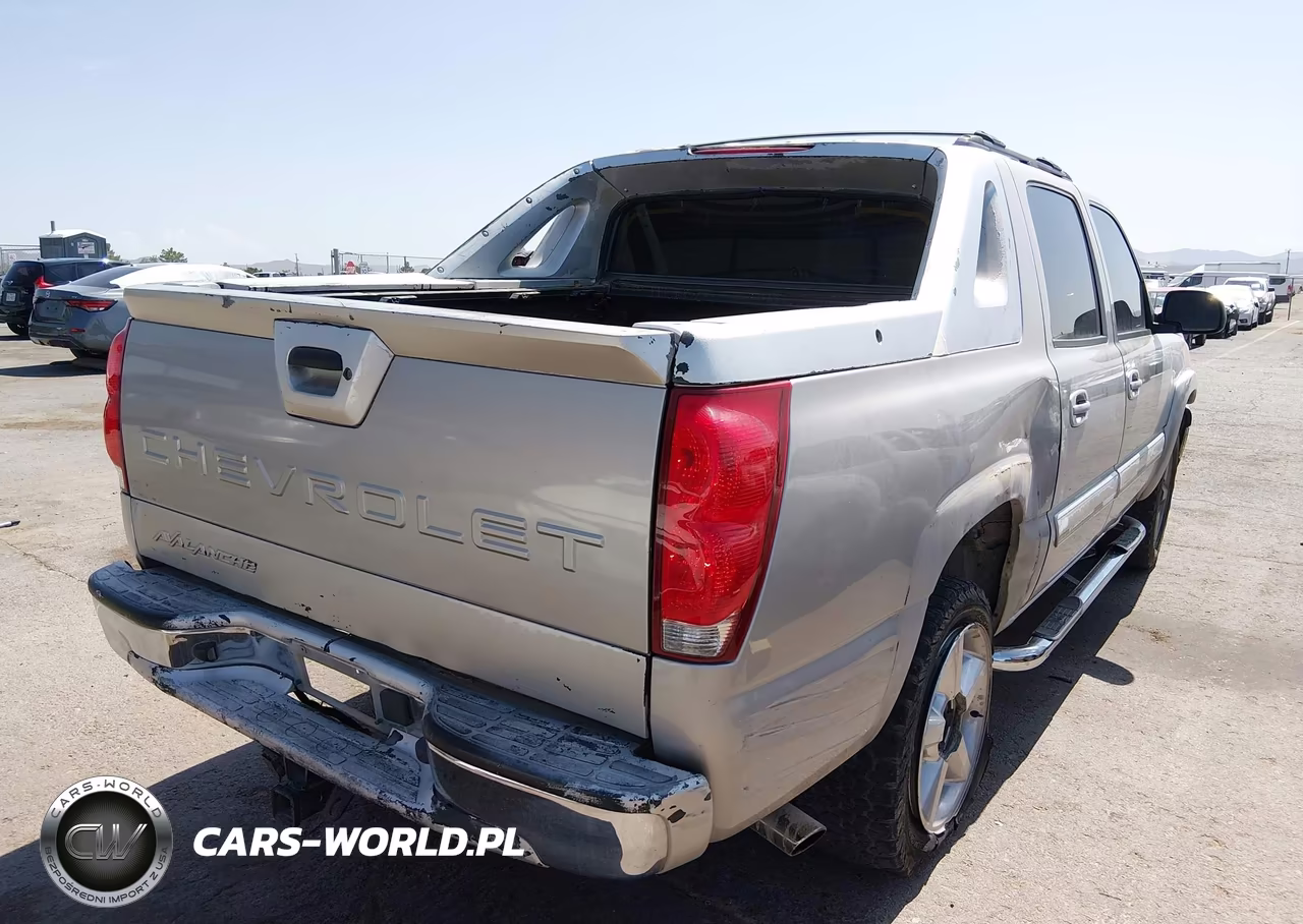 2005 Chevrolet Avalanche 1500 Ls VIN:3GNEC12ZX5G179477 - 4