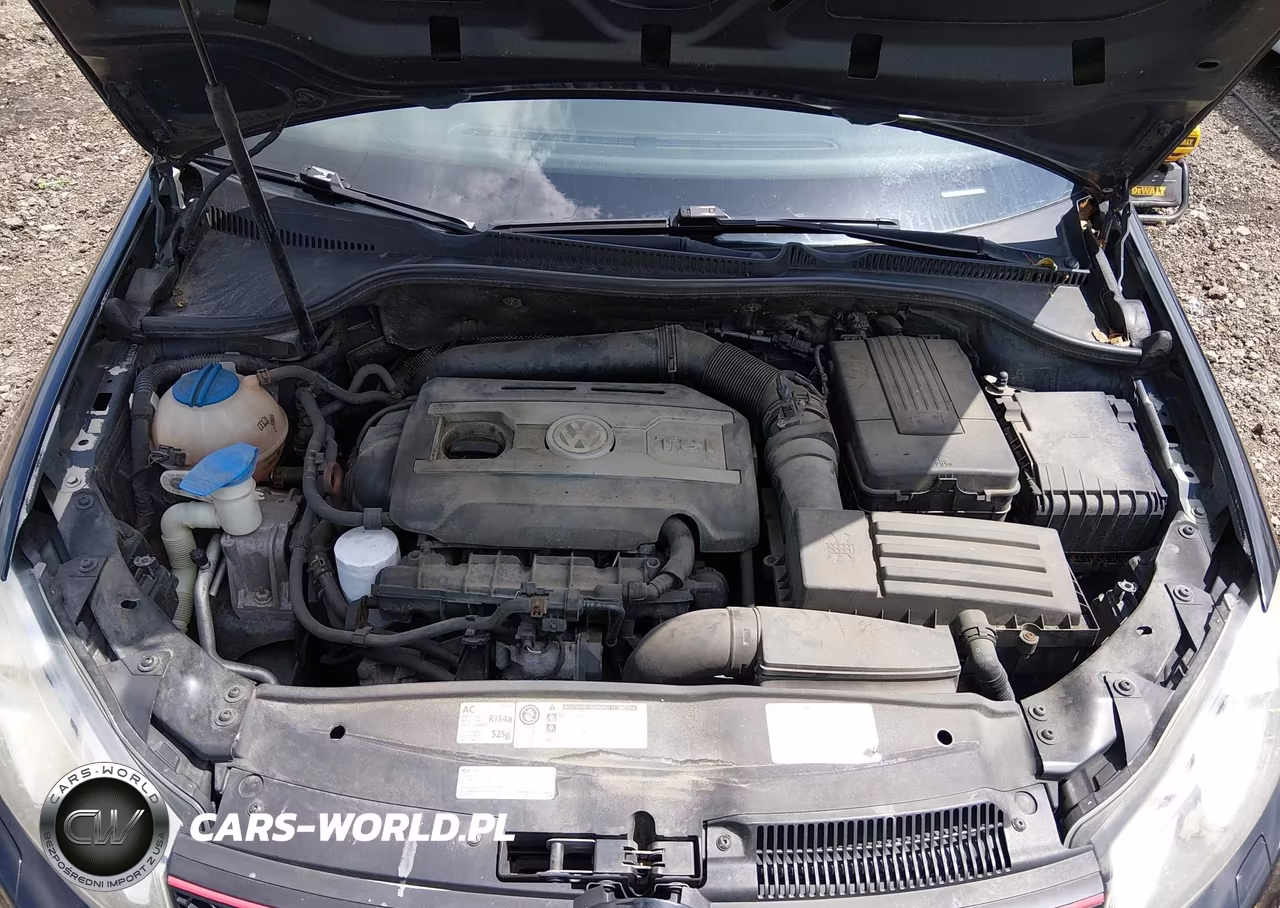 2012 Volkswagen Gti 2-Door VIN:WVWED7AJ2CW242316 - 10