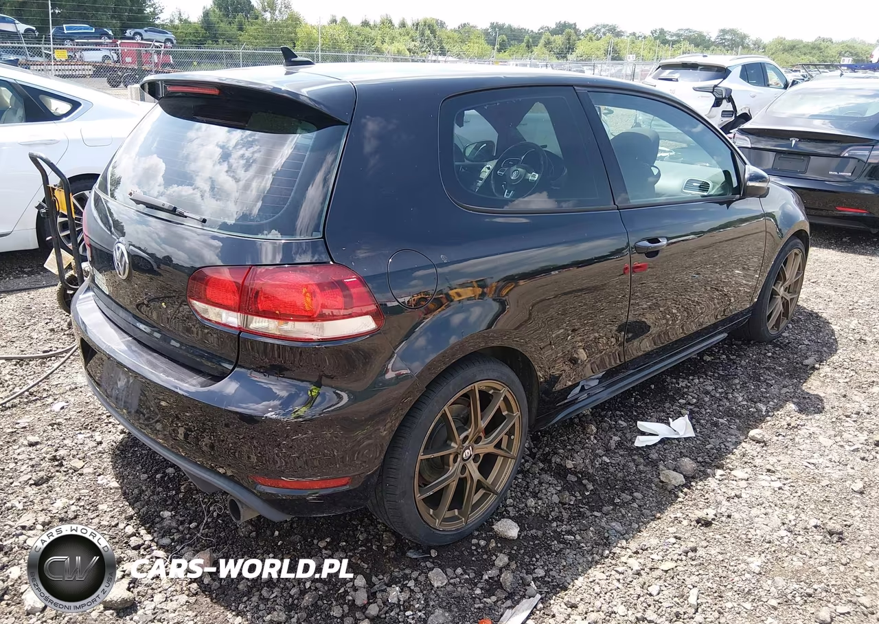 2012 Volkswagen Gti 2-Door VIN:WVWED7AJ2CW242316 - 4