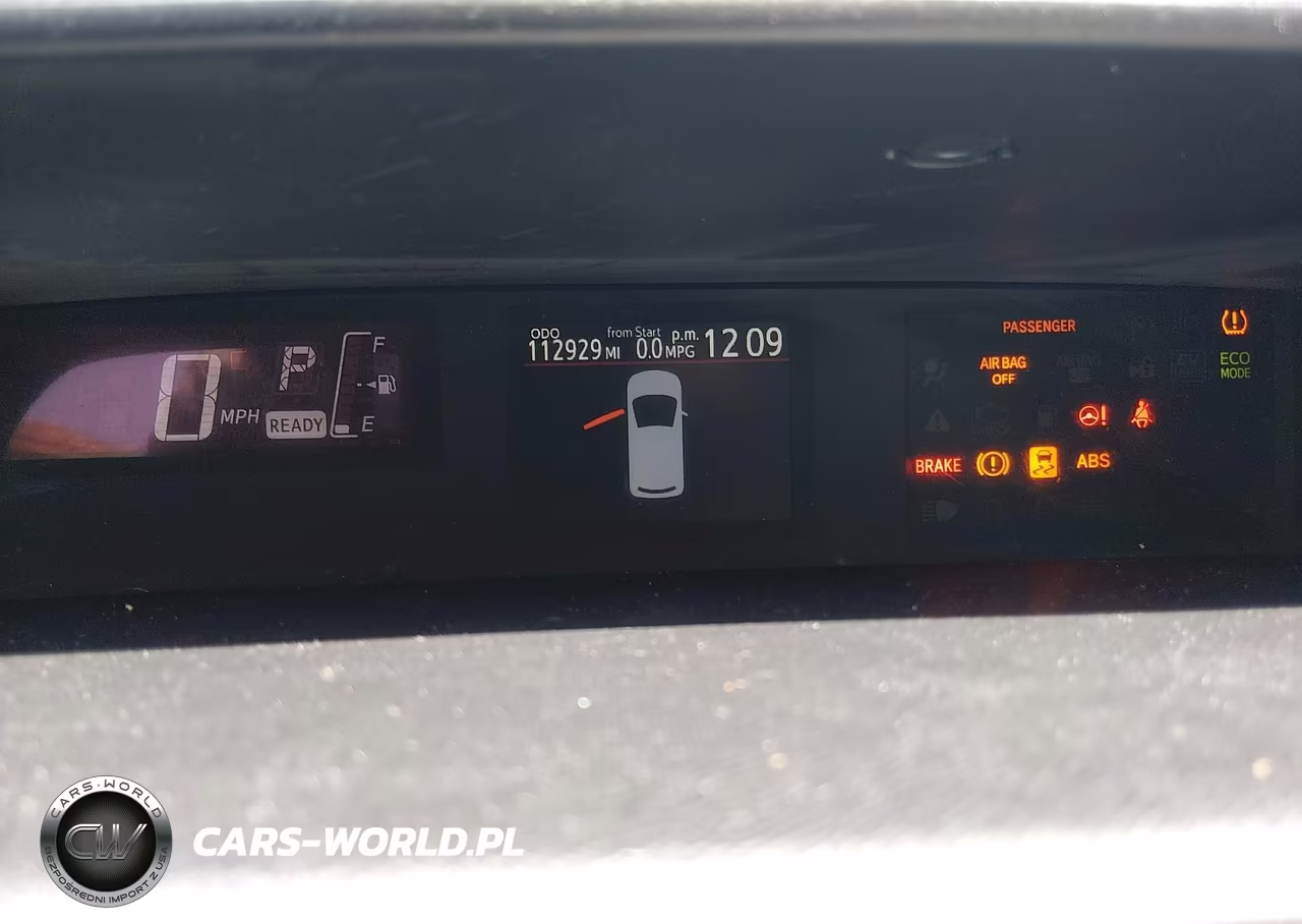2015 Toyota Prius C Two VIN:JTDKDTB3XF1088001 - 7