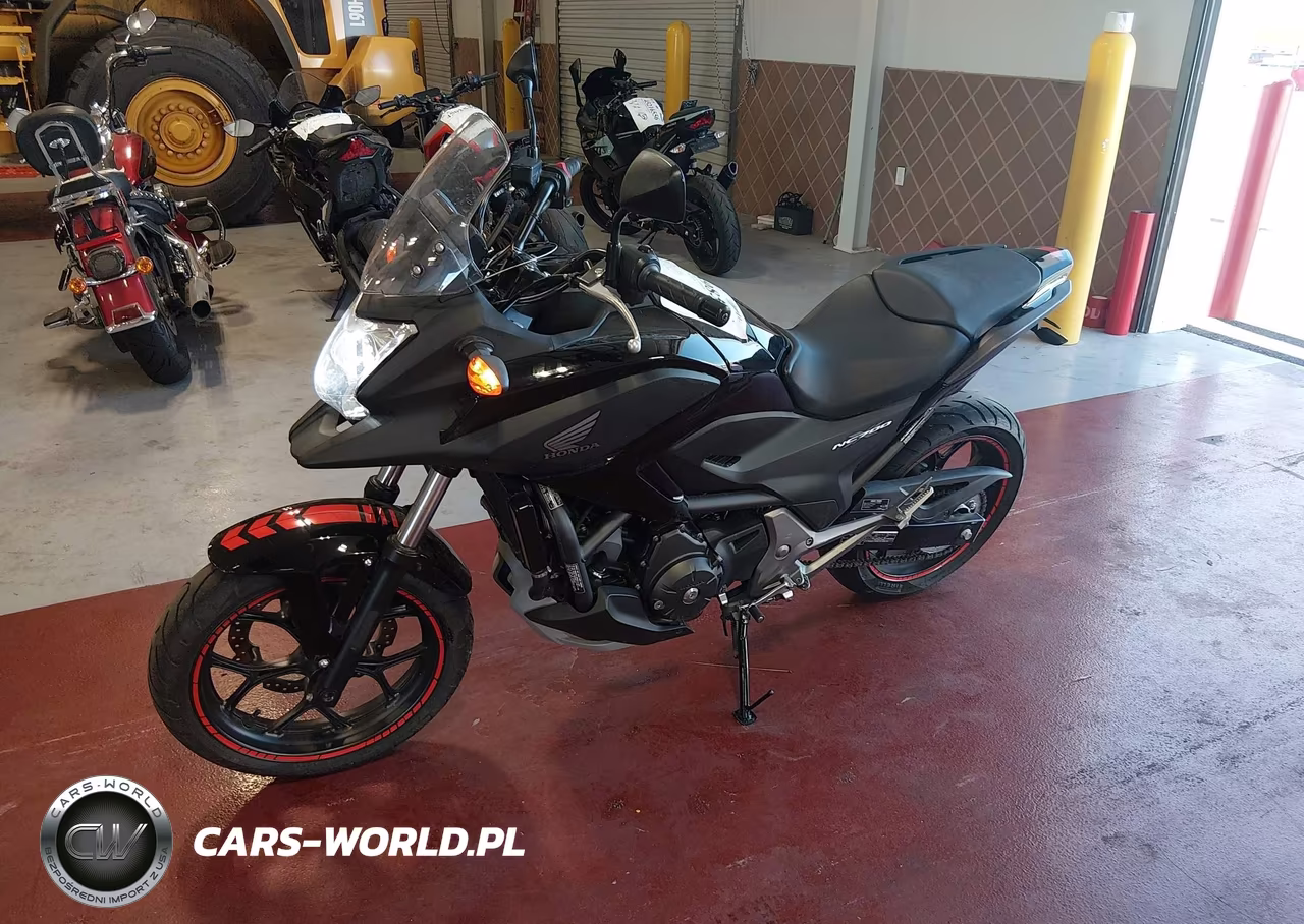 2015 Honda Nc700X VIN:JH2RC6306FK100024 - 2