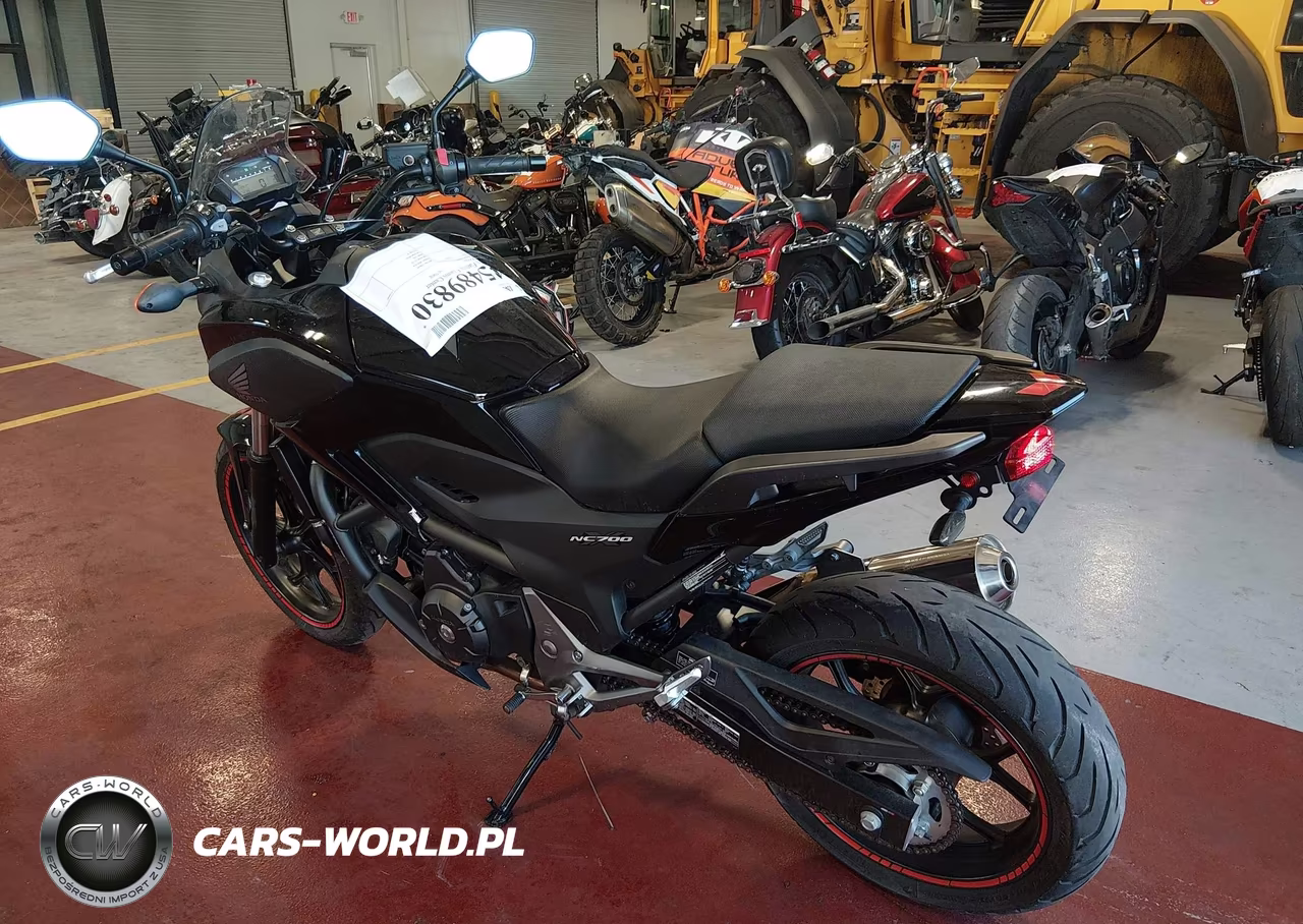 2015 Honda Nc700X VIN:JH2RC6306FK100024 - 3