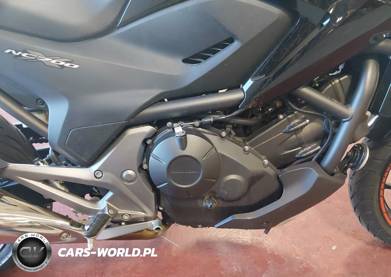 2015 Honda Nc700X VIN:JH2RC6306FK100024 - 8