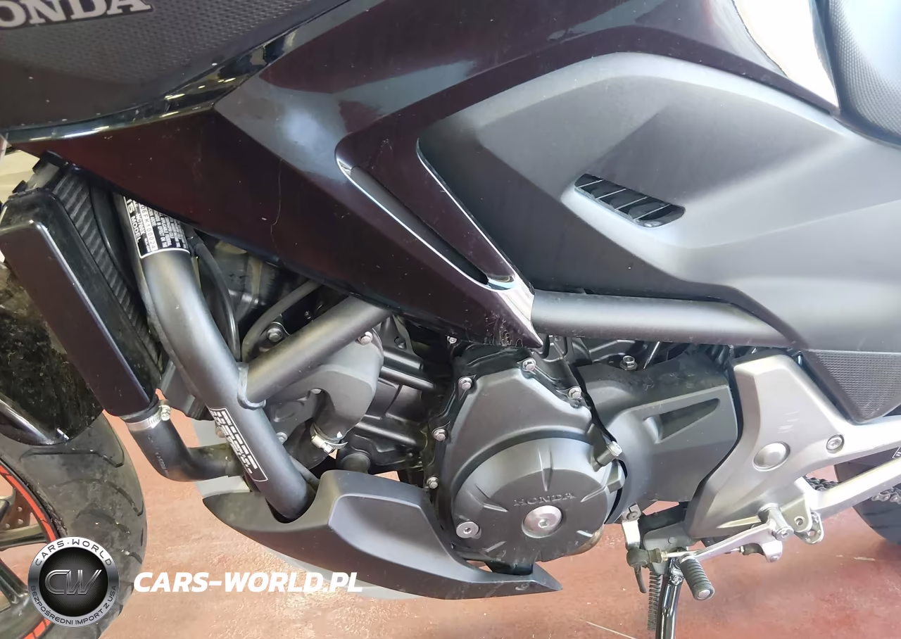 2015 Honda Nc700X VIN:JH2RC6306FK100024 - 9