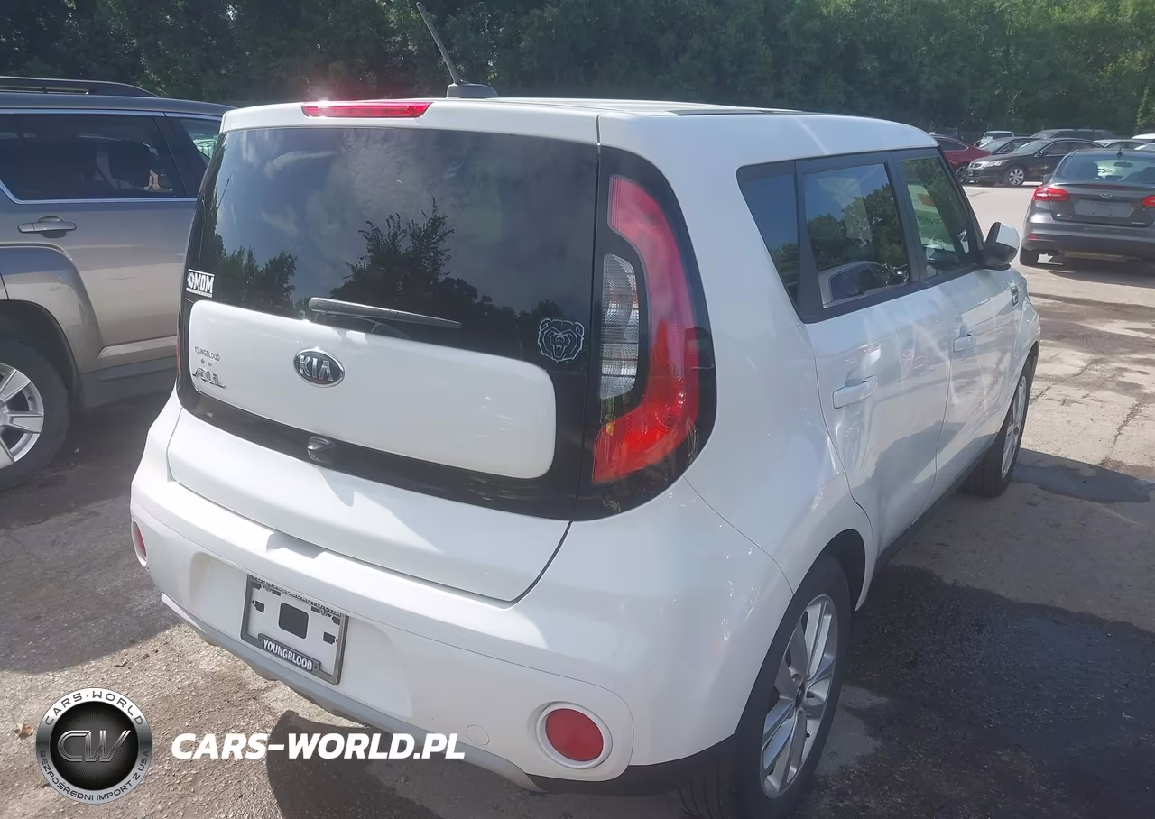2019 Kia Soul + VIN:KNDJP3A50K7660089 - 4