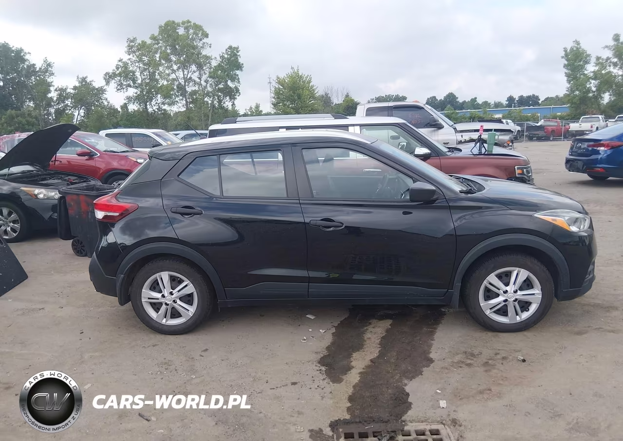 2019 Nissan Kicks S VIN:3N1CP5CU2KL505874 - 13