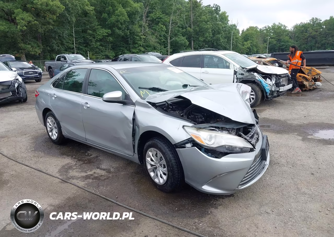 2017 Toyota Camry Le – zdjęcie 1 z 16