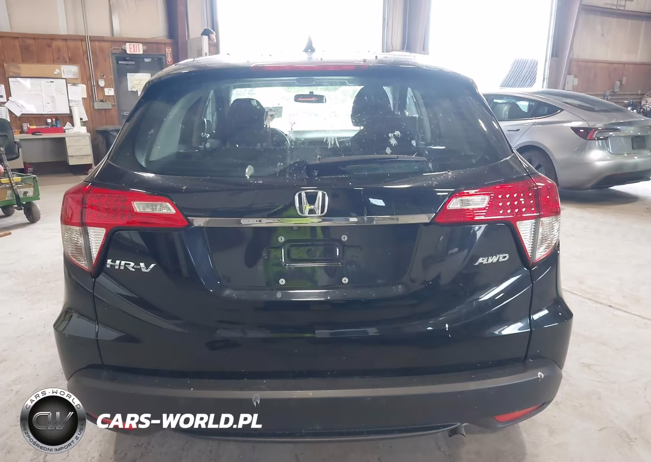 2021 Honda Hr-V Awd Lx VIN:3CZRU6H32MM742376 - 17