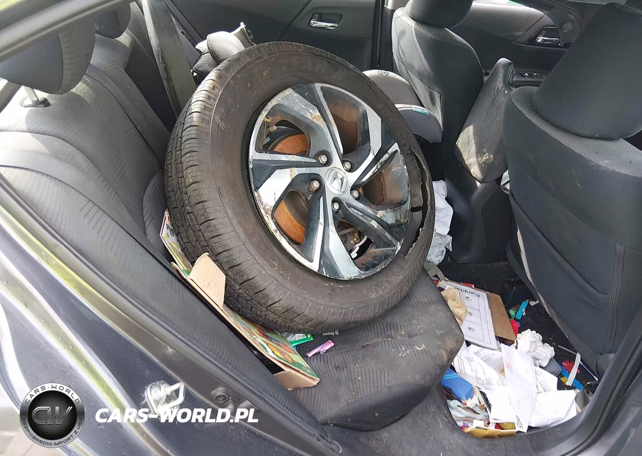 2017 Honda Accord Lx VIN:1HGCR2F30HA121361 - 12