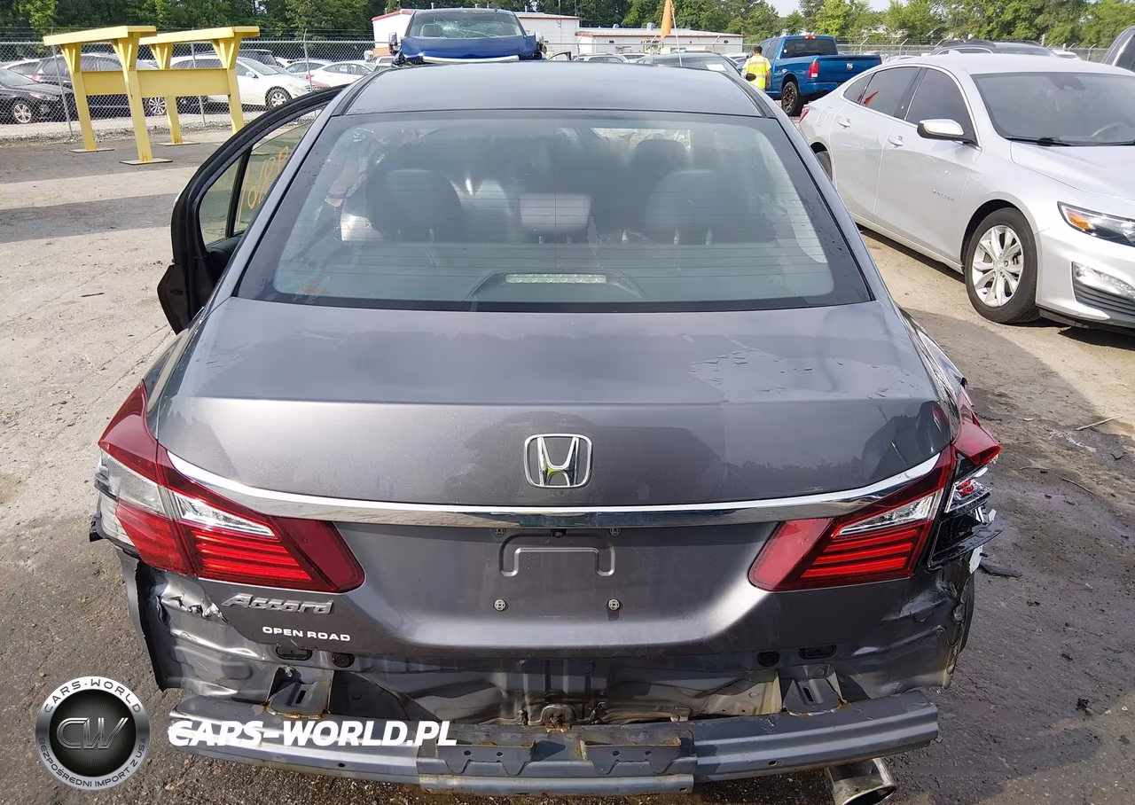 2017 Honda Accord Lx VIN:1HGCR2F30HA121361 - 17