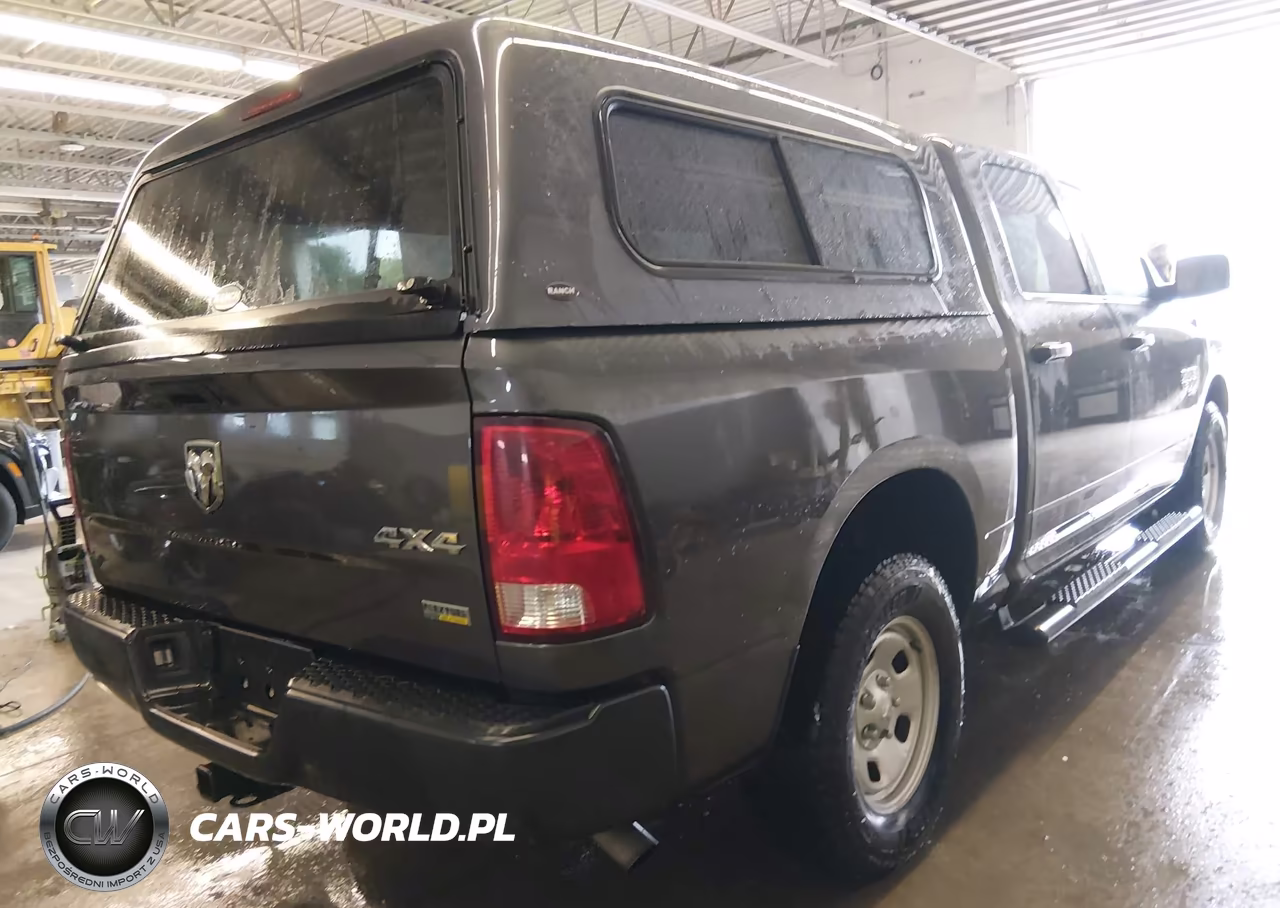 2019 Ram 1500 Classic Tradesman 4X4 5'7 Box VIN:1C6RR7KGXKS687311 - 4