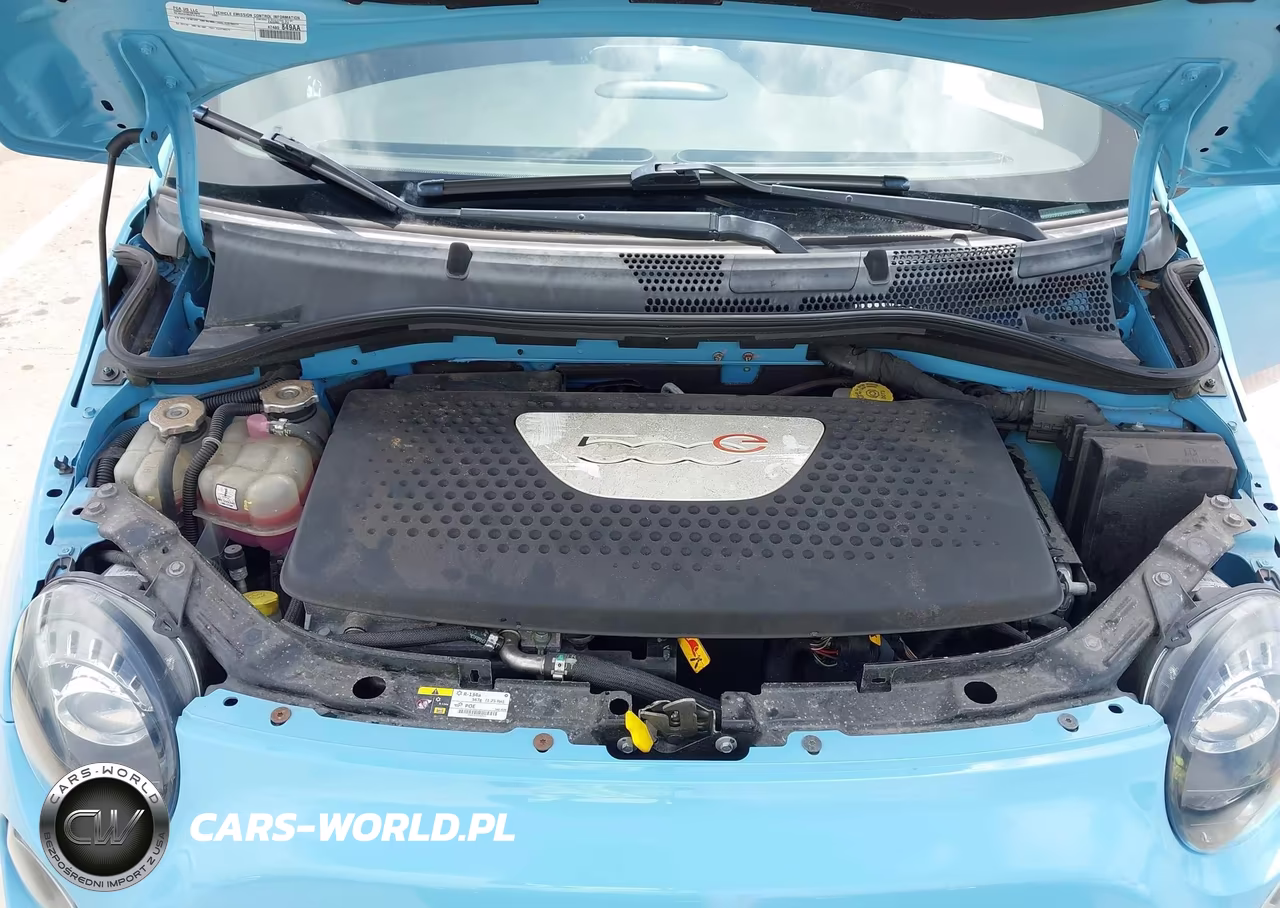 2017 Fiat 500E Battery Electric VIN:3C3CFFGE8HT699168 - 10