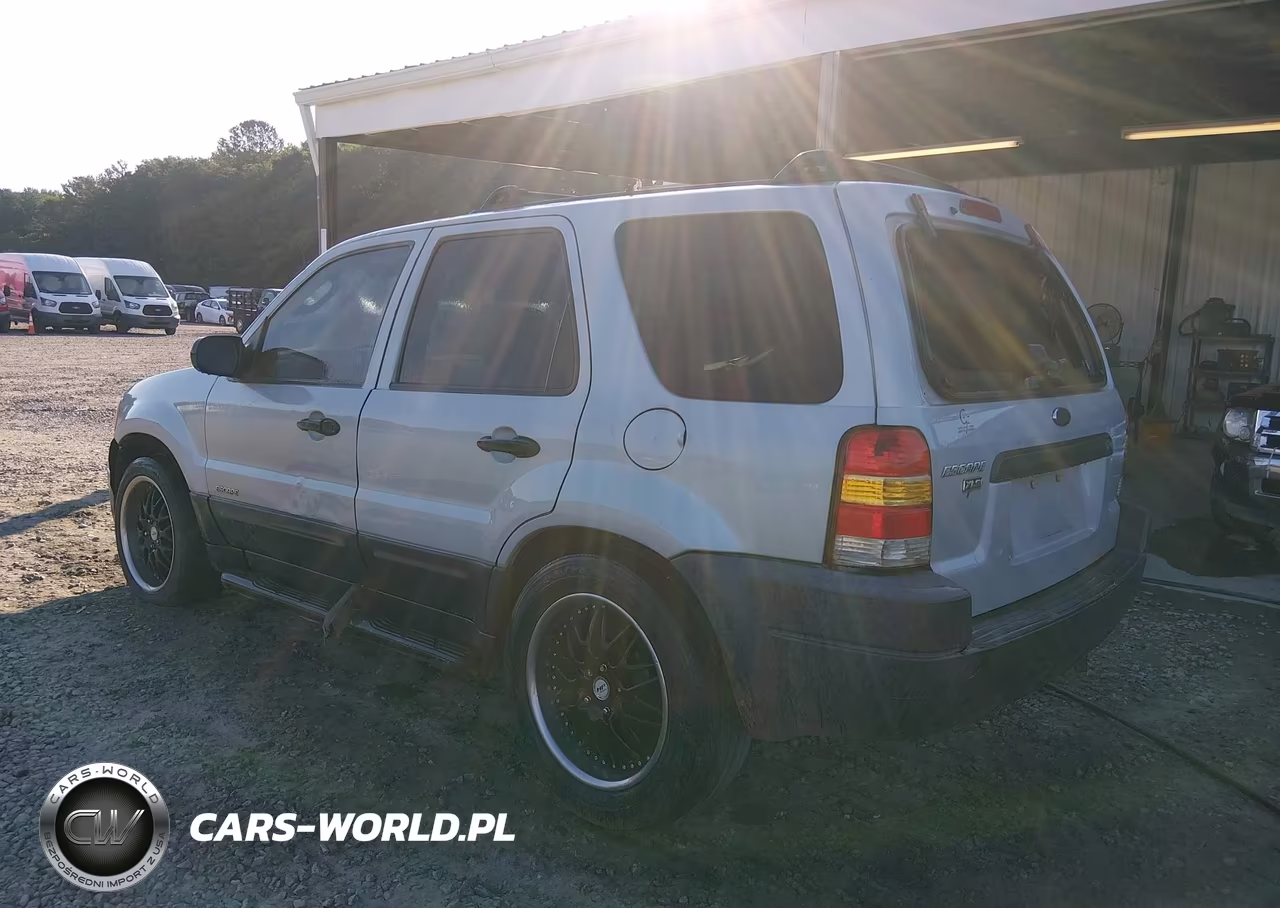 2002 Ford Escape Xls VIN:1FMCU01B02KC30917 - 3