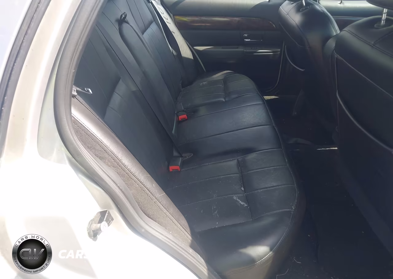 2007 Mercury Grand Marquis Ls VIN:2MEFM75V67X615027 - 8