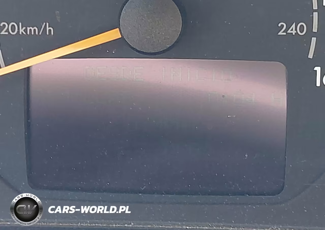 2000 Mercedes-Benz E 320 VIN:WDBJF65G3YA955553 - 15