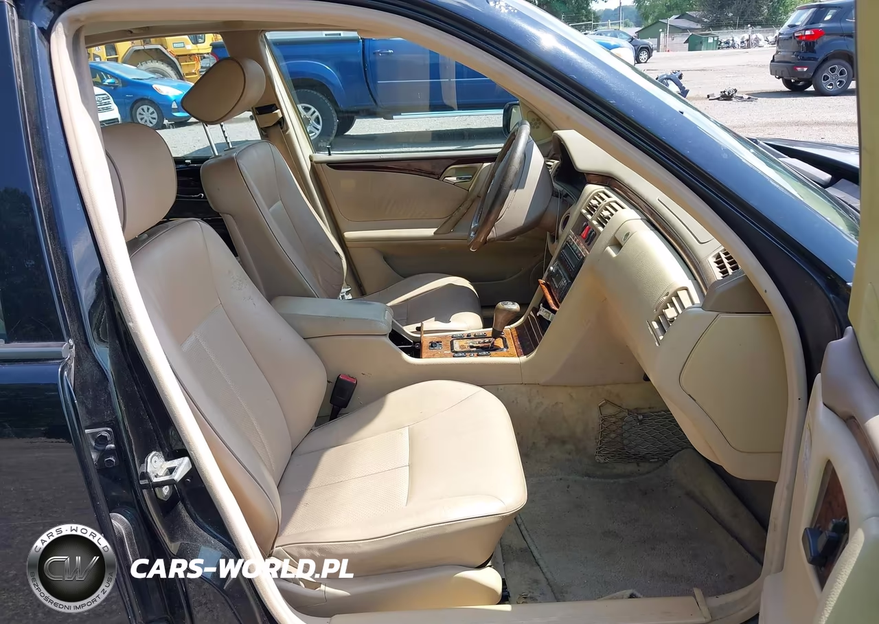 2000 Mercedes-Benz E 320 VIN:WDBJF65G3YA955553 - 5