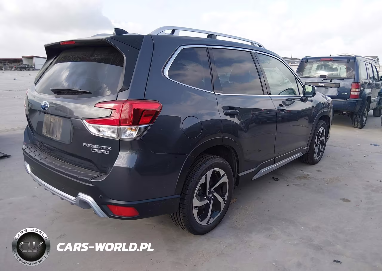 2024 Subaru Forester Touring VIN:JF2SKAMC7RH412722 - 4