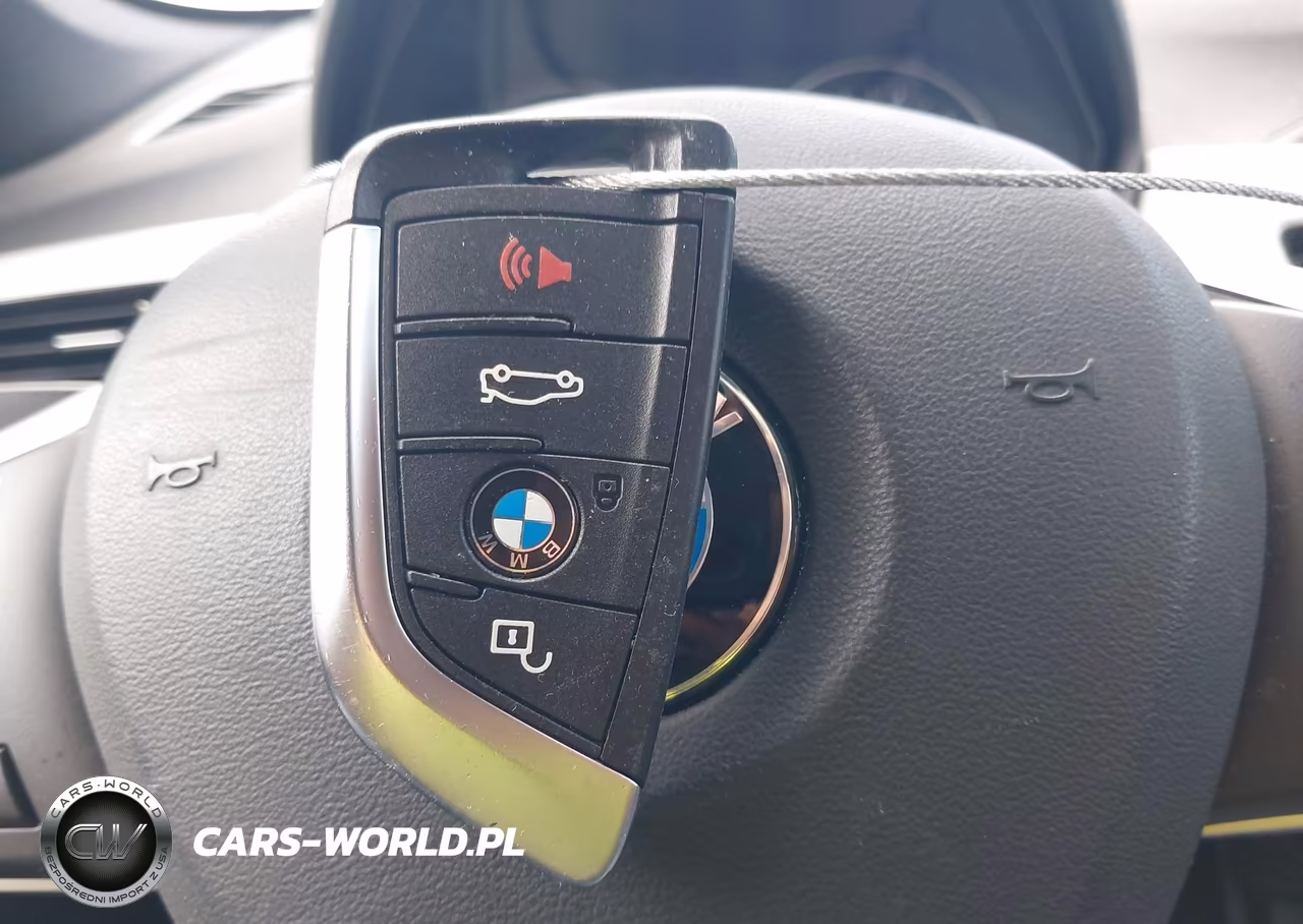 2018 BMW X1 xDrive28I VIN:WBXHT3C39J5F92722 - 11
