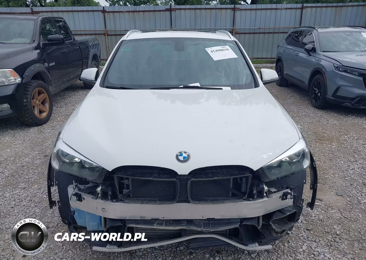 2018 BMW X1 xDrive28I VIN:WBXHT3C39J5F92722 - 12