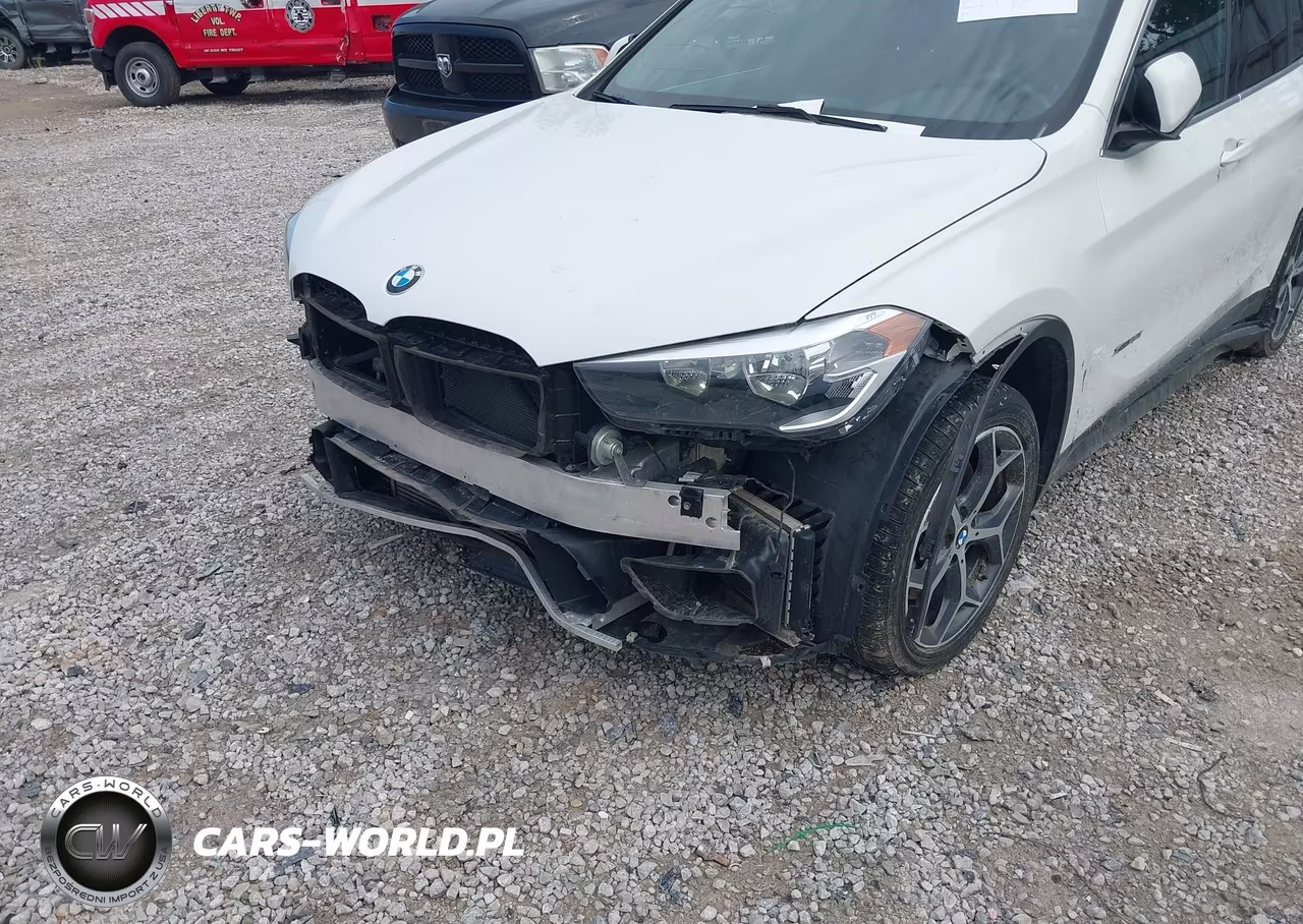 2018 BMW X1 xDrive28I VIN:WBXHT3C39J5F92722 - 17