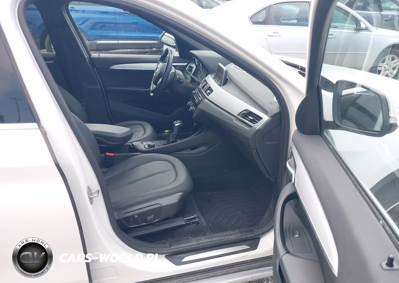 2018 BMW X1 xDrive28I VIN:WBXHT3C39J5F92722 - 5