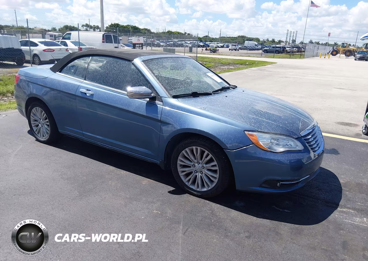 2011 Chrysler 200 Limited