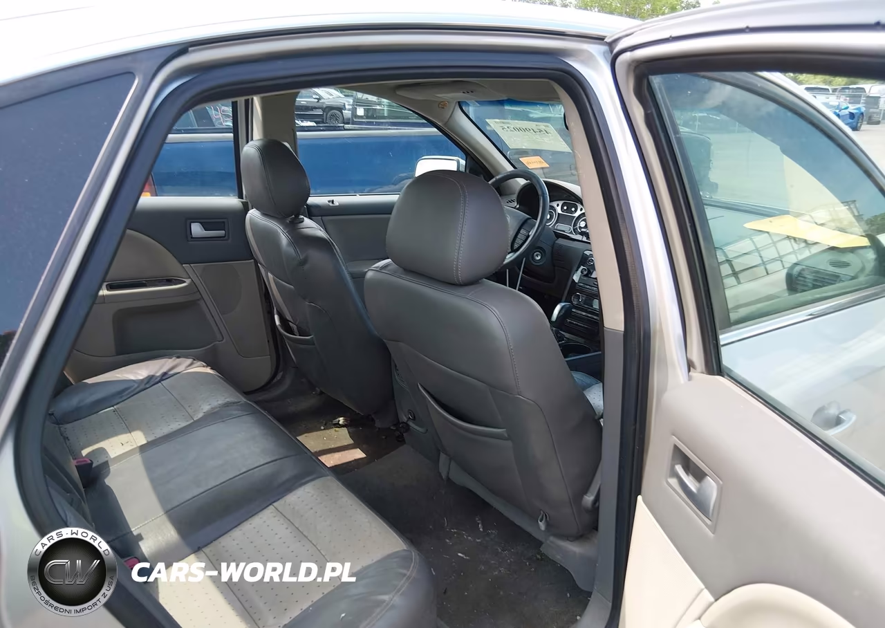 2008 Mercury Sable Premier VIN:1MEHM42W78G622001 - 8