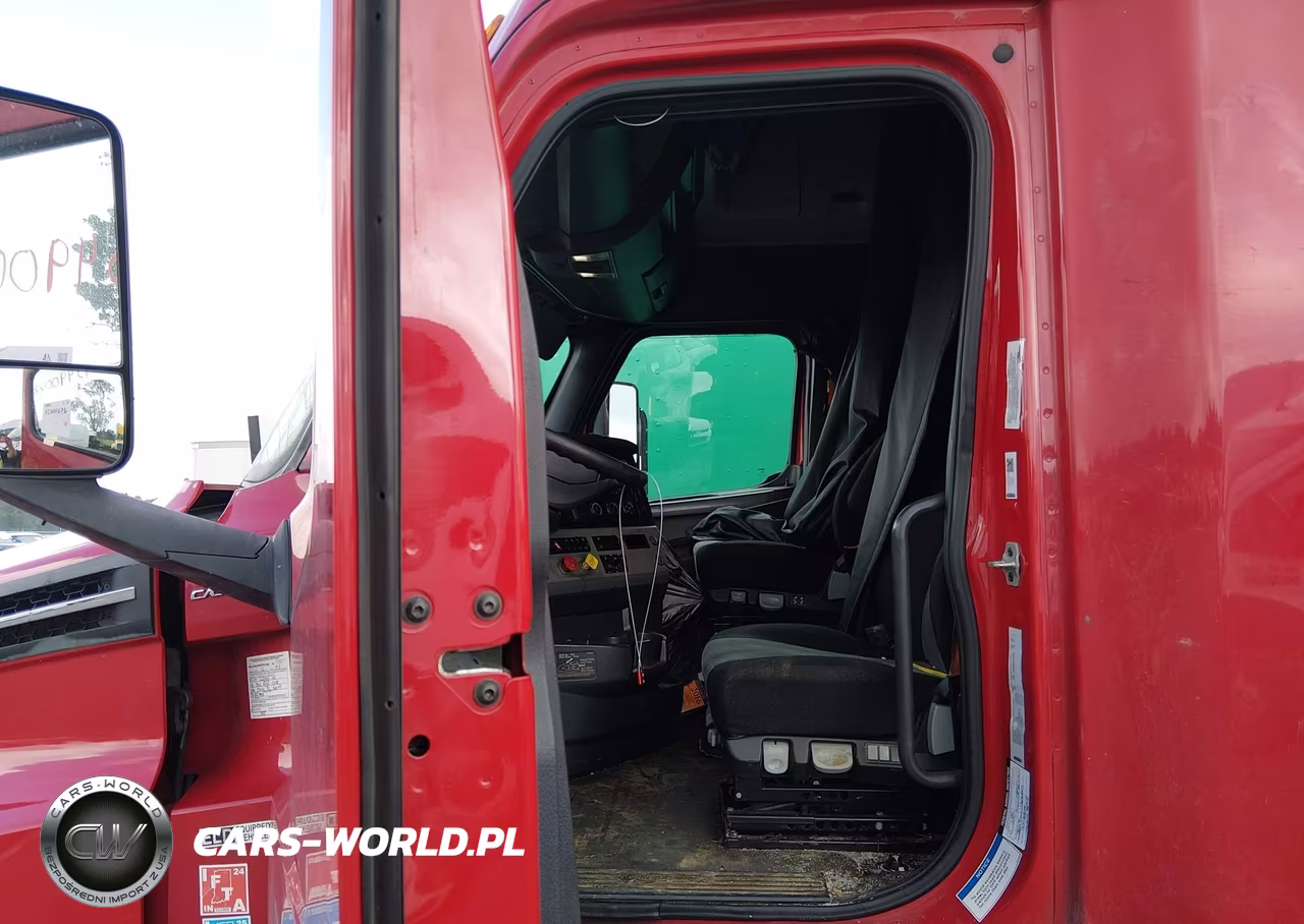 2019 Freightliner New Cascadia 126 VIN:3AKJHHDR7KSJX9818 - 7