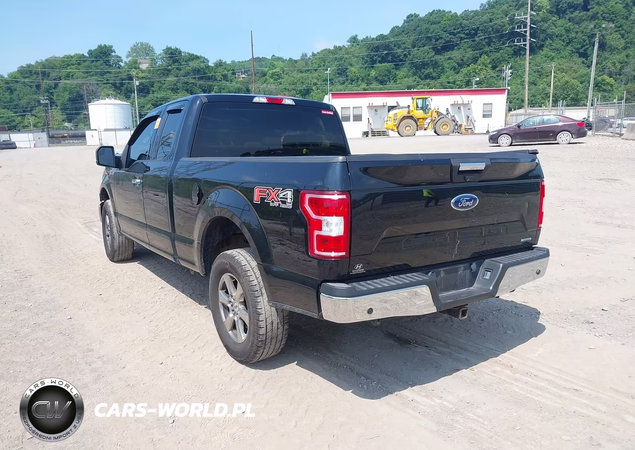 2018 Ford F-150 Xlt VIN:1FTEX1EP6JKG08236 - 3