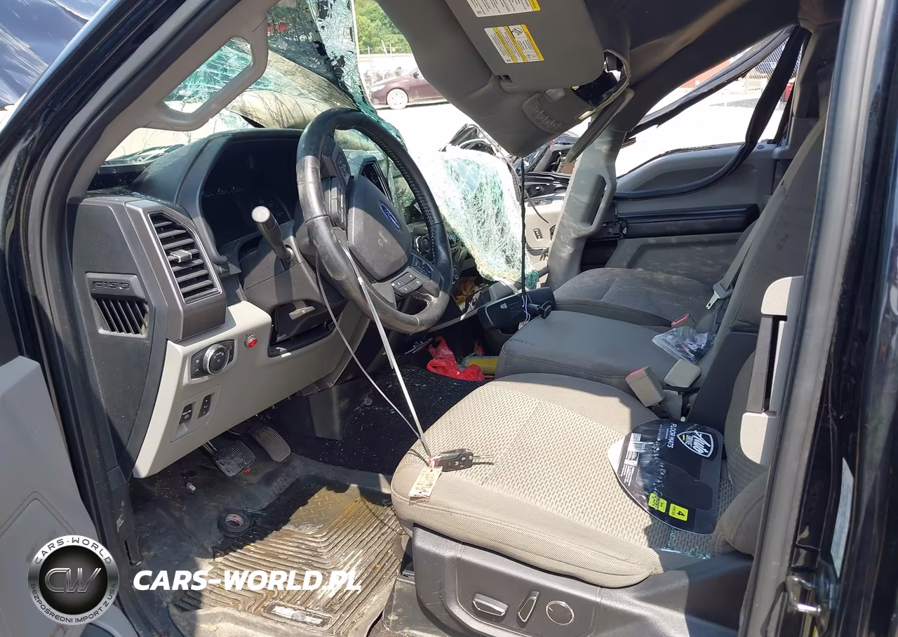 2018 Ford F-150 Xlt VIN:1FTEX1EP6JKG08236 - 5
