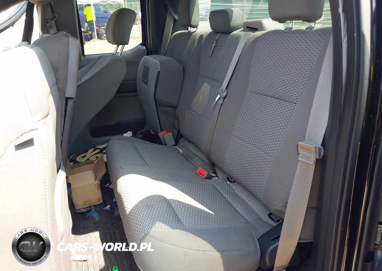 2018 Ford F-150 Xlt VIN:1FTEX1EP6JKG08236 - 8
