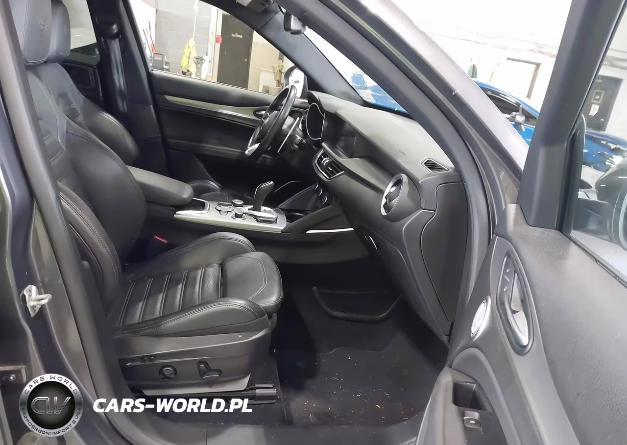 2020 Alfa Romeo Stelvio Ti Sport Awd VIN:ZASPAKBN0L7C73734 - 5