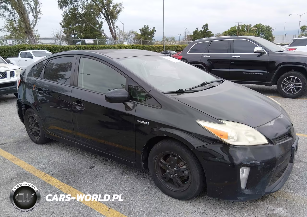 2013 Toyota Prius Two – zdjęcie 1 z 16