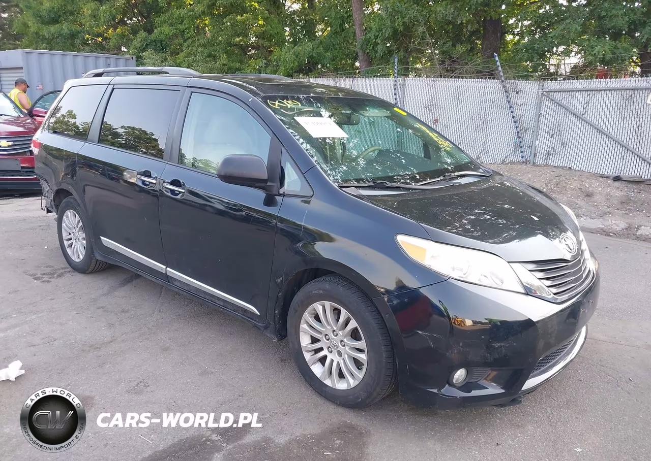 2011 Toyota Sienna Xle V6 – zdjęcie 1 z 18