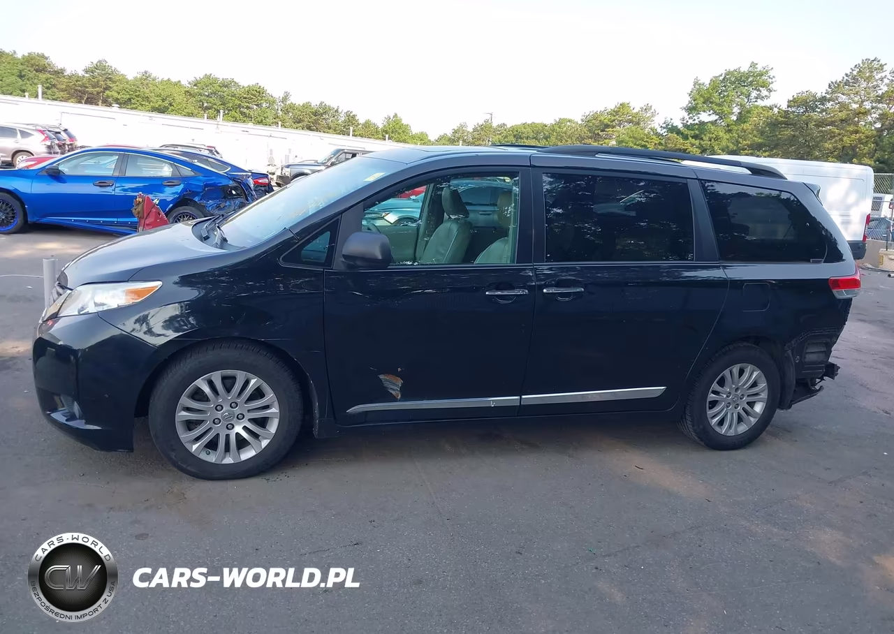 2011 Toyota Sienna Xle V6 VIN:5TDYK3DC7BS158757 - 15